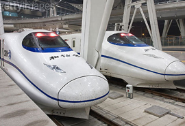 高鐵、動(dòng)車(chē)、機車(chē)